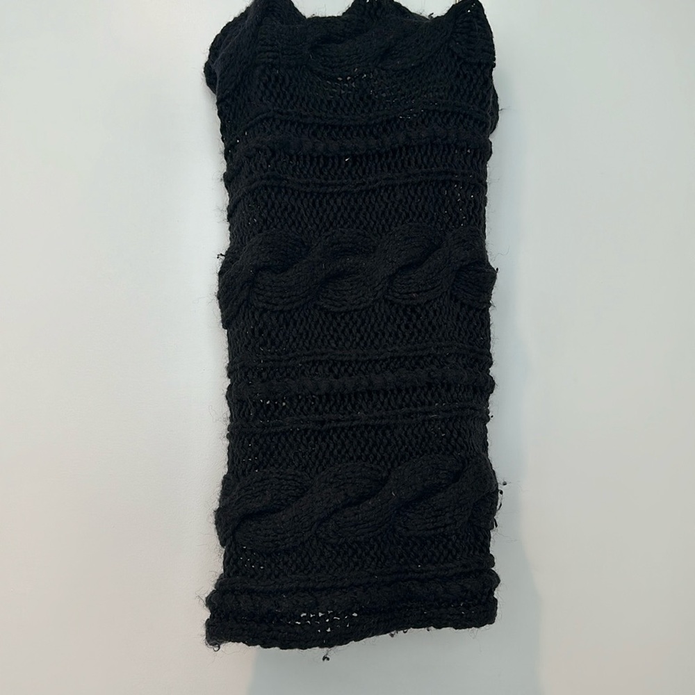 Black Wool Snood